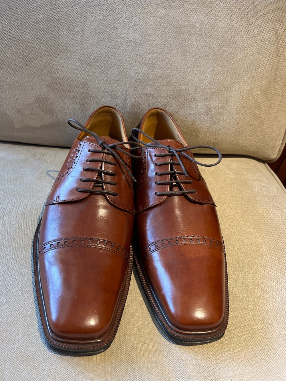 Ecco Men's Cognac Brown Leather Lace-Up Oxfords